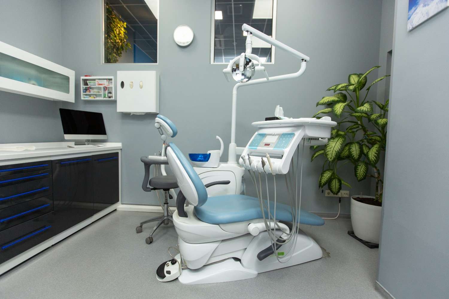 Best Dental Clinic in Malviya Nagar
