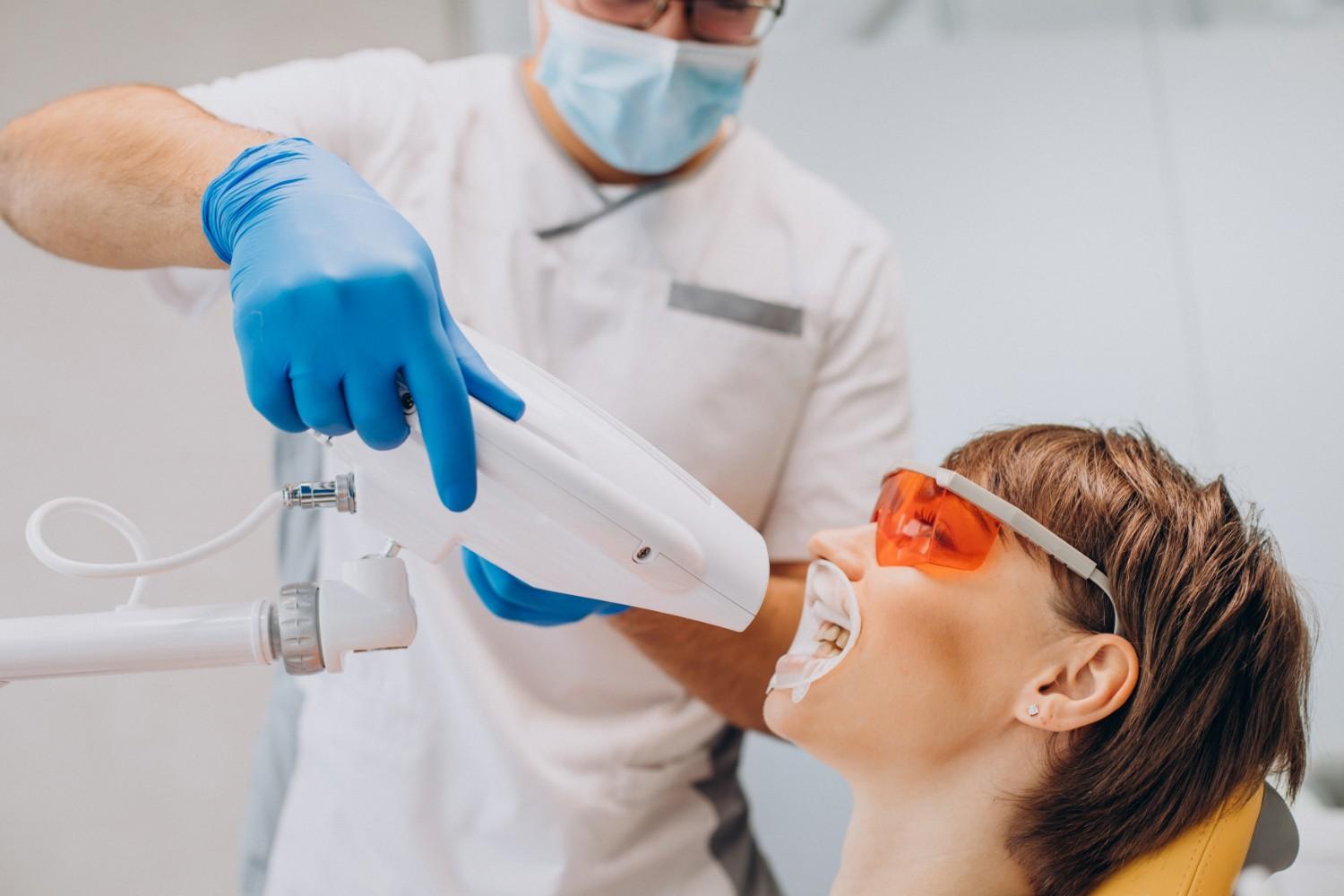 Teeth Whitening in Malviya Nagar